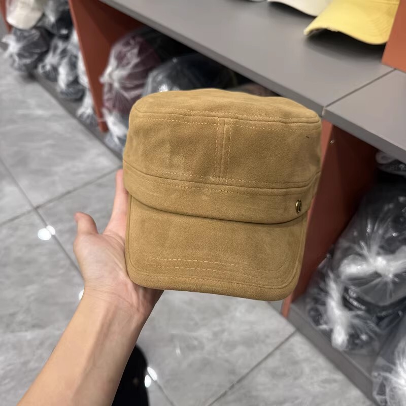 秋冬款保暖百搭显瘦减龄马术帽子女网红k字母徽章绒面平顶鸭舌帽|undefined