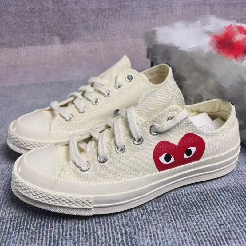 Men's and Women's Comme Des Garçons La1970Gy Canvas Shoes Collaboration Heart Design New Pure Original High and Low Cd Couple Shoes Men's and Women's Comme Des Garçons La1970Gy Canvas Shoes Collaboration Heart Design New Pure Original High and Low Cd Couple Shoes