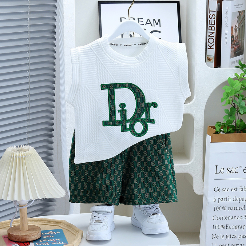 クロスボーダー子供服【刺繍モデル】男の子ベストスーツ新しい子供ネットセレブ服子供クールでハンサムな夏服|undefined