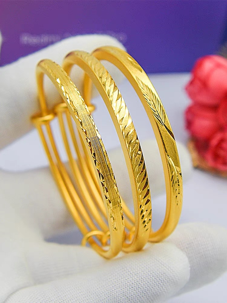 Fabricante de pulsera de mujer de estilo antiguo de oro de Vietnam Internet celebridad estilo retro estilo Push-Pull coche encaje pulsera a rayas
