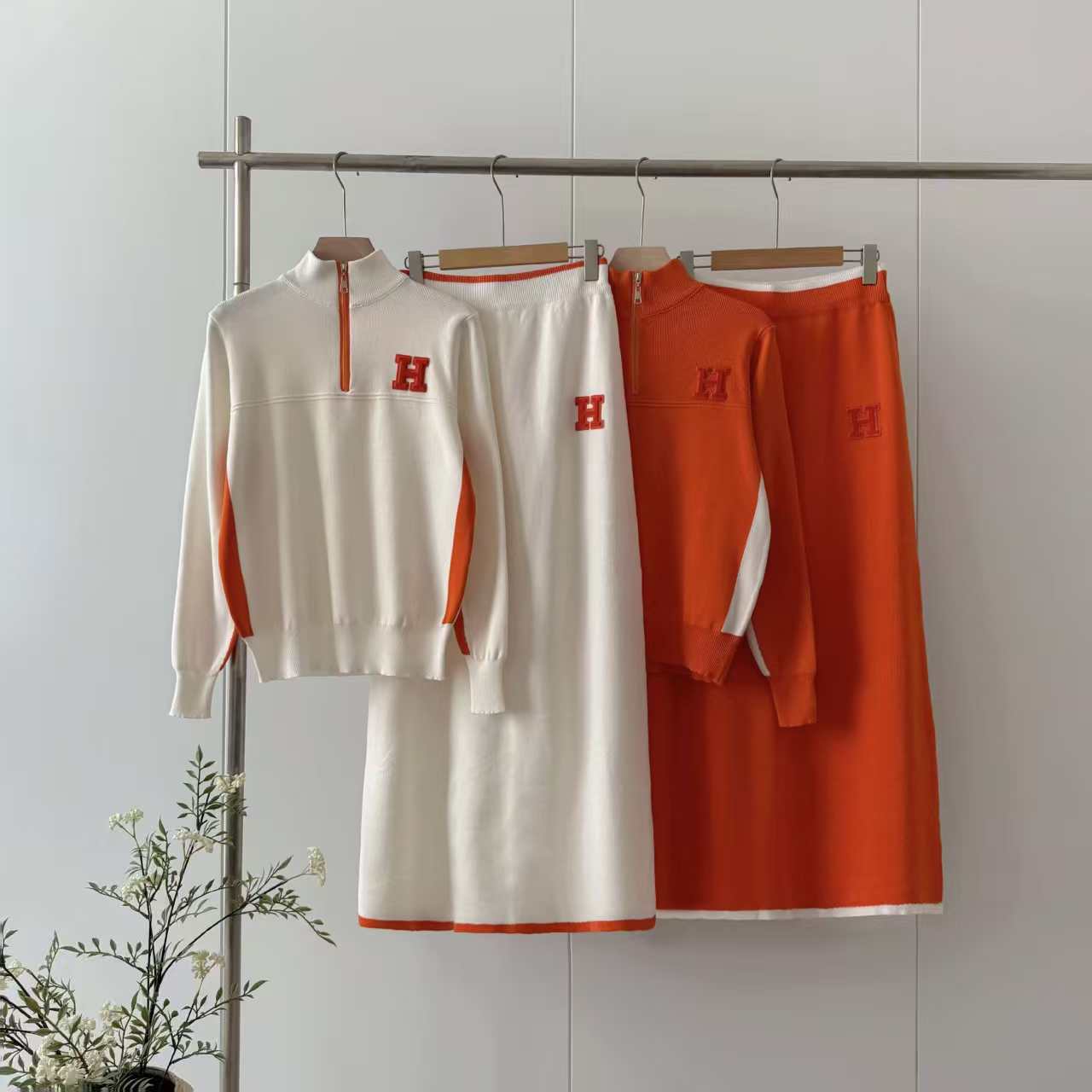 2026 Autumn and Winter New Fashion Casual Lettered Half-Zip Knitwear Suit Women's Half-Length Skirt Elegant Two-Piece Set