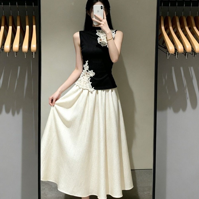 New Chinese-style women's summer outfit: black lace patchwork sleeveless ice silk top paired with beige long skirt set