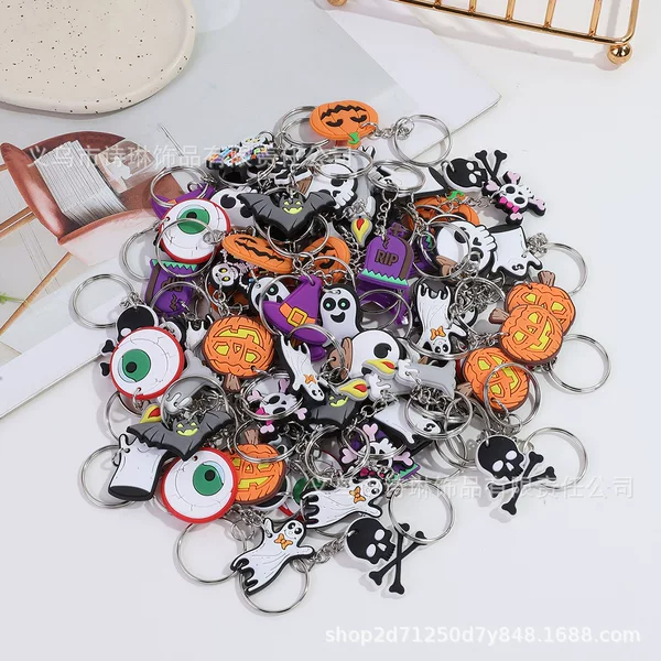 Temu Hot Selling DIY Halloween Keychain Pendant Pvc Random Mixed Cartoon Skull Pumpkin Ghost Pendant