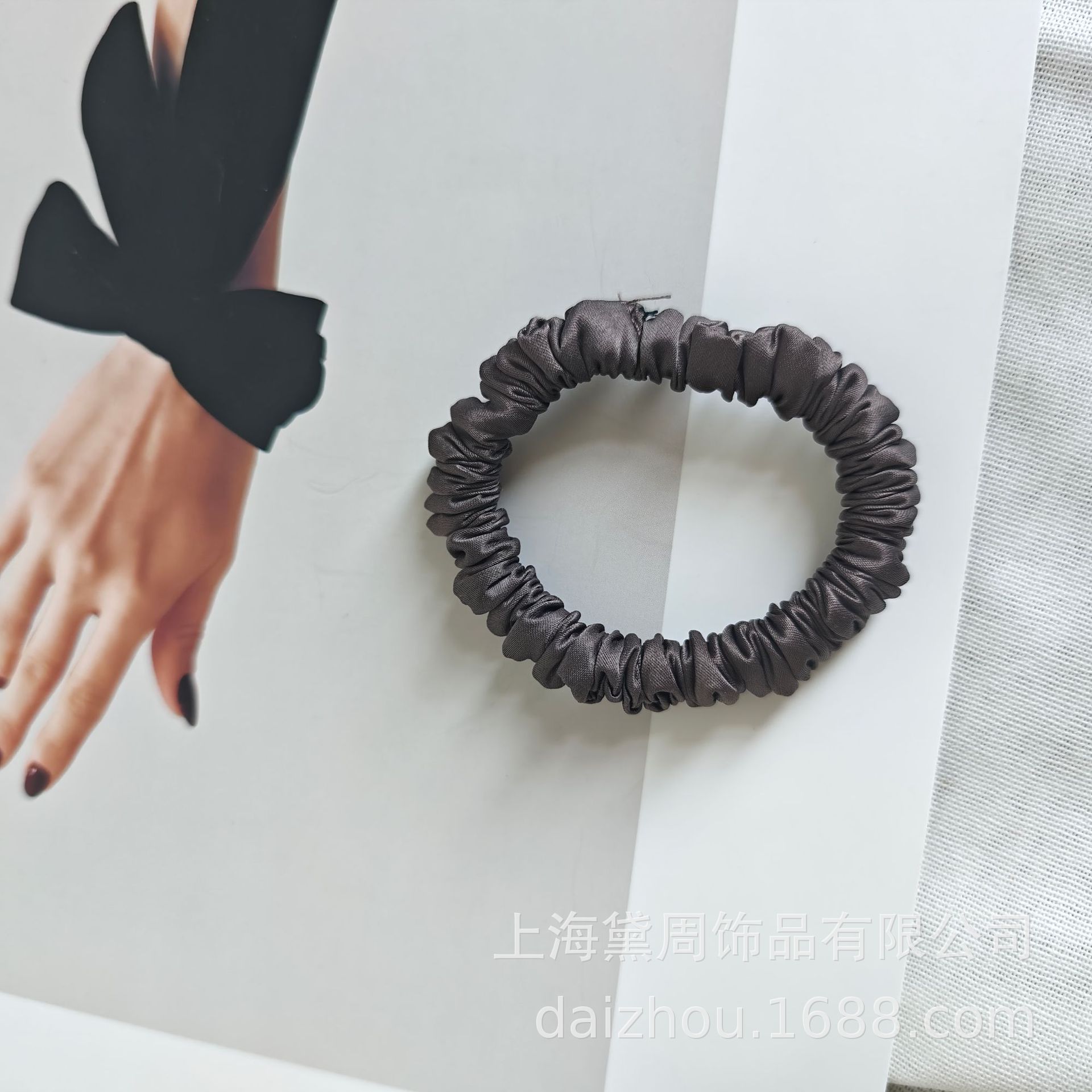 매트 다크 그레이