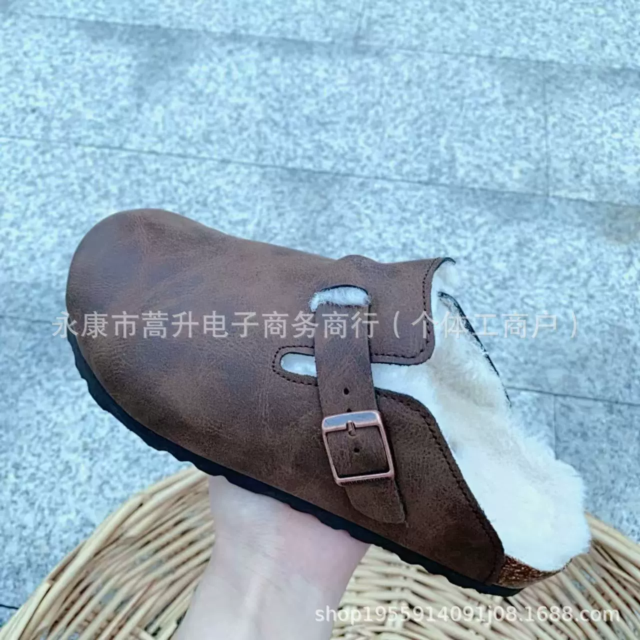 Босоножки Birkenstock плюс бархатная кожа 2025, ретро слипоны «ленивые» с толстой подошвой и закрытым носком, меховые тапочки для женщин как верхняя обувь