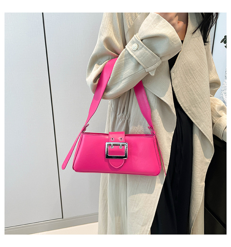 Uformell armhule for kvinner 2024 Ny enkel fransk pinne Fasjonabel vestlig stil Håndholdt pendlerskulder liten firkantet_voghion.com