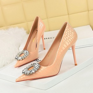 3391-K29 European and American Fashion High Heels Slim Heel Shallow Mouth Pointed Retro Lacquer Skin Snake Pattern Water