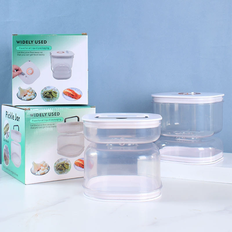 Квадратная банка для маринадов с разделением на сухое и влажное отделение, вилкой и отверстием для выхода пара, с отметками времени.