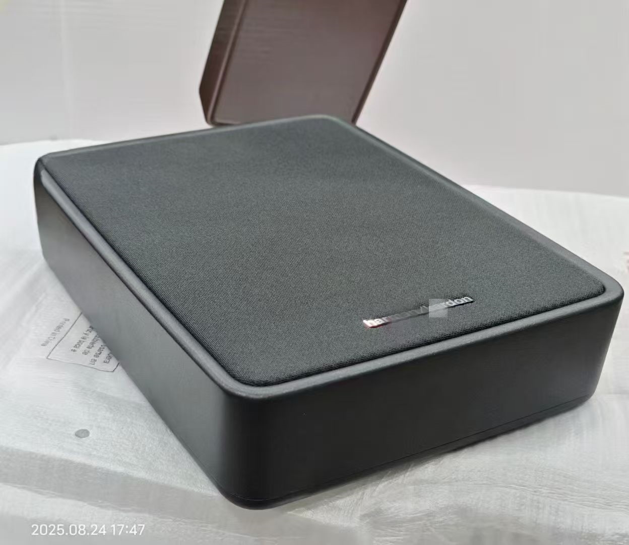 Harman/Kardon car audio heavy bass active subwoofer FEEL 700 ultra-thin seat-mounted speaker