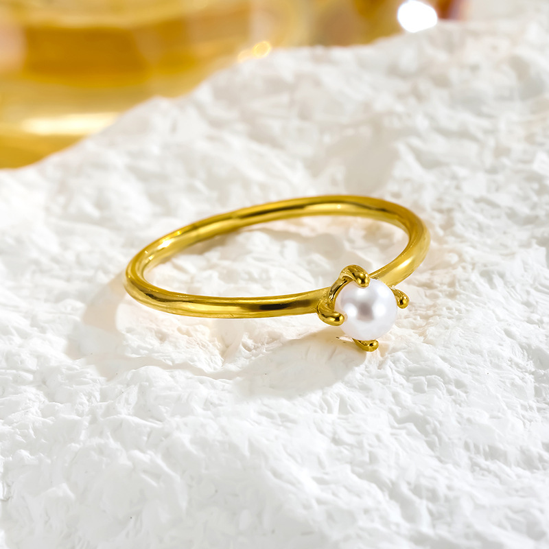 Small Fresh Retro Pearl Ring Women's Light Luxury Exquisite Small Pearl Four Claw Elegant Simple Stacked Titanium Steel Ring for Women