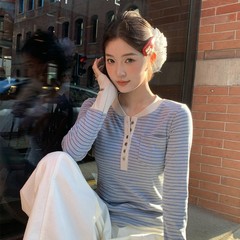 蓝色条纹长袖T恤女内搭2025早秋女装新款穿搭打底衫修身独特上衣