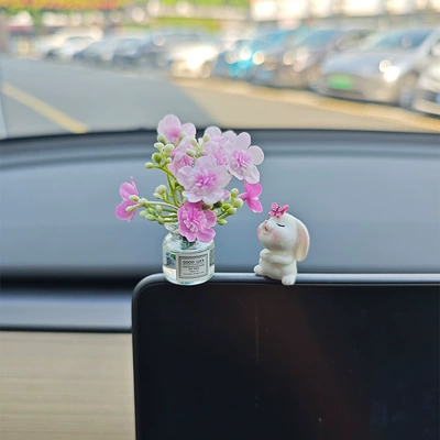Healing vase car interior decoration ornaments car cute rabbit center console doll car interior decoration small ornaments (Car ornaments) - butterfly-rabbit-purple-white-peach-vase-free-traceless-glue