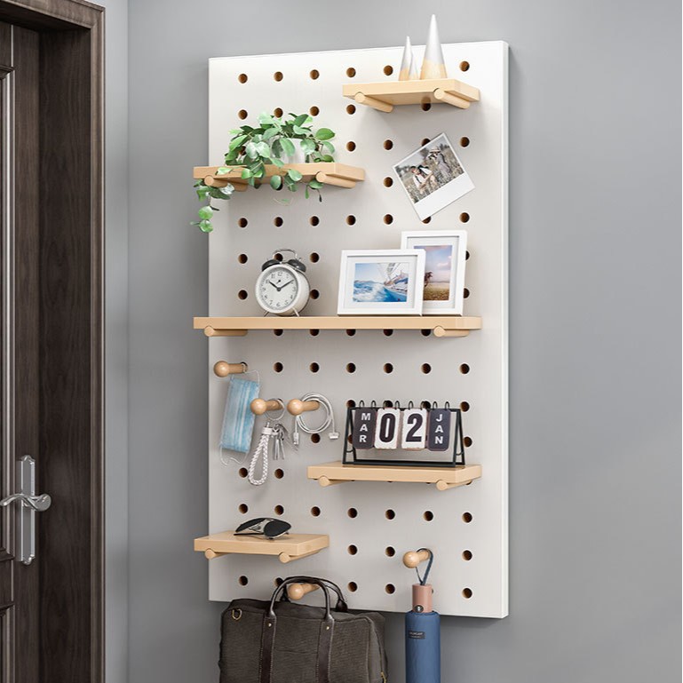 Agujero de madera maciza tablero colgante tablero rack de almacenamiento armario de pared entrada de la pared de entrada de almacenamiento de la pared
