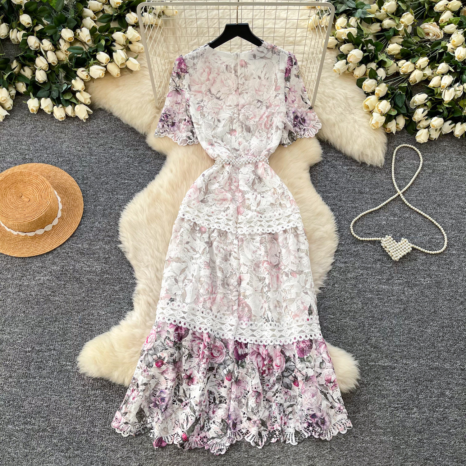 Elegant Retro Women's Dress V-Neck Lace Floral Print Cinched Waist Flared Hem Breathable Lightweight_ecoleips.com