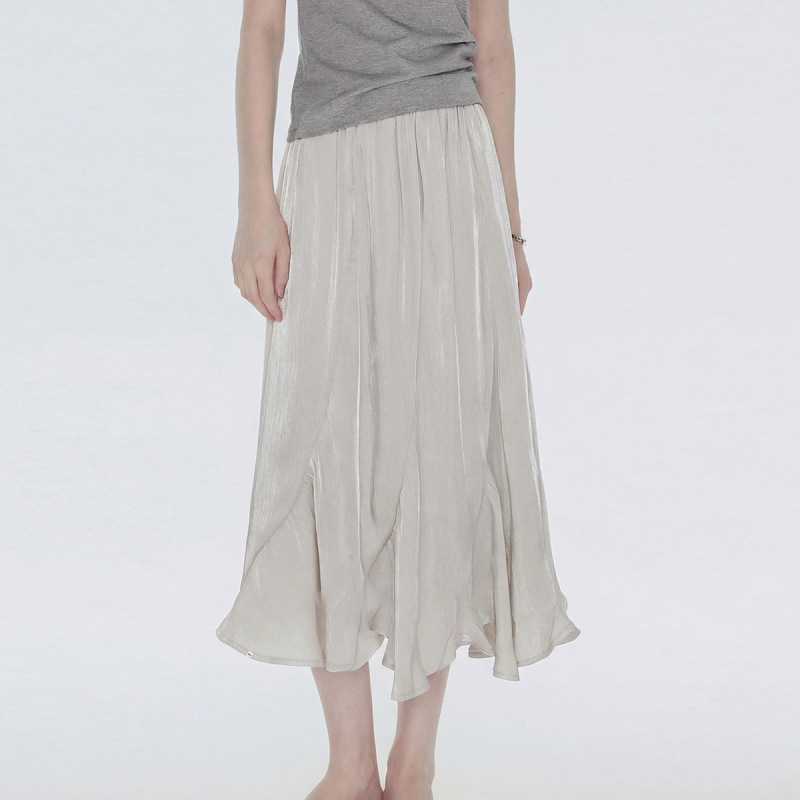 Summer Gentle Style High-Waisted Skirt with a Glossy Finish, Irregular Ruffles, Versatile Mid-Length A-Line Skirt for Women Summer Gentle Style High-Waisted Skirt with a Glossy Finish, Irregular Ruffles, Versatile Mid-Length A-Line Skirt for Women