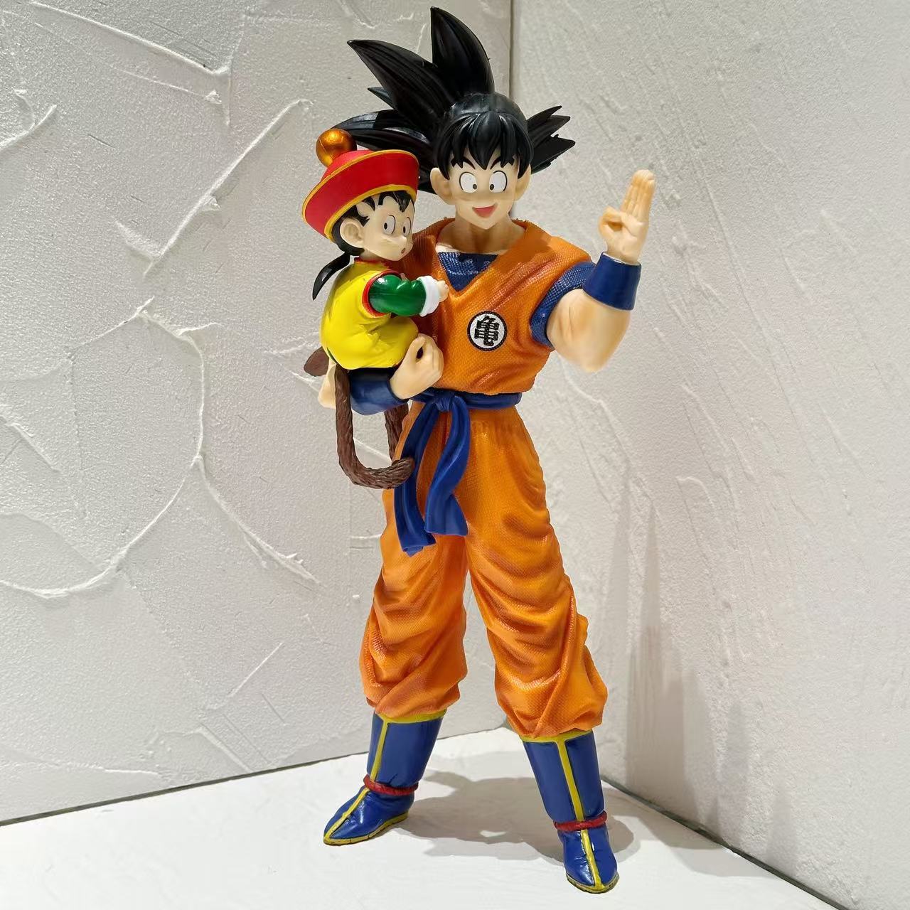 30cm súper Saiyan Goku Vegeta cómic color, Goku abraza a padre e hijo, super cuatro manos al por mayor