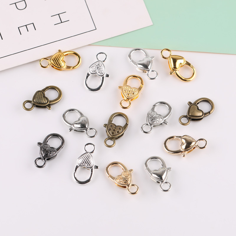 New on the new heart-shaped lobster buckle multi-color DIY key chain luggage accessories zinc alloy love-shaped lobster buckle