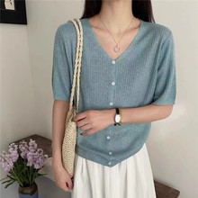 春装新款女装毛衣韩系V领中袖宽松薄款针织衫女百搭短袖开衫上衣