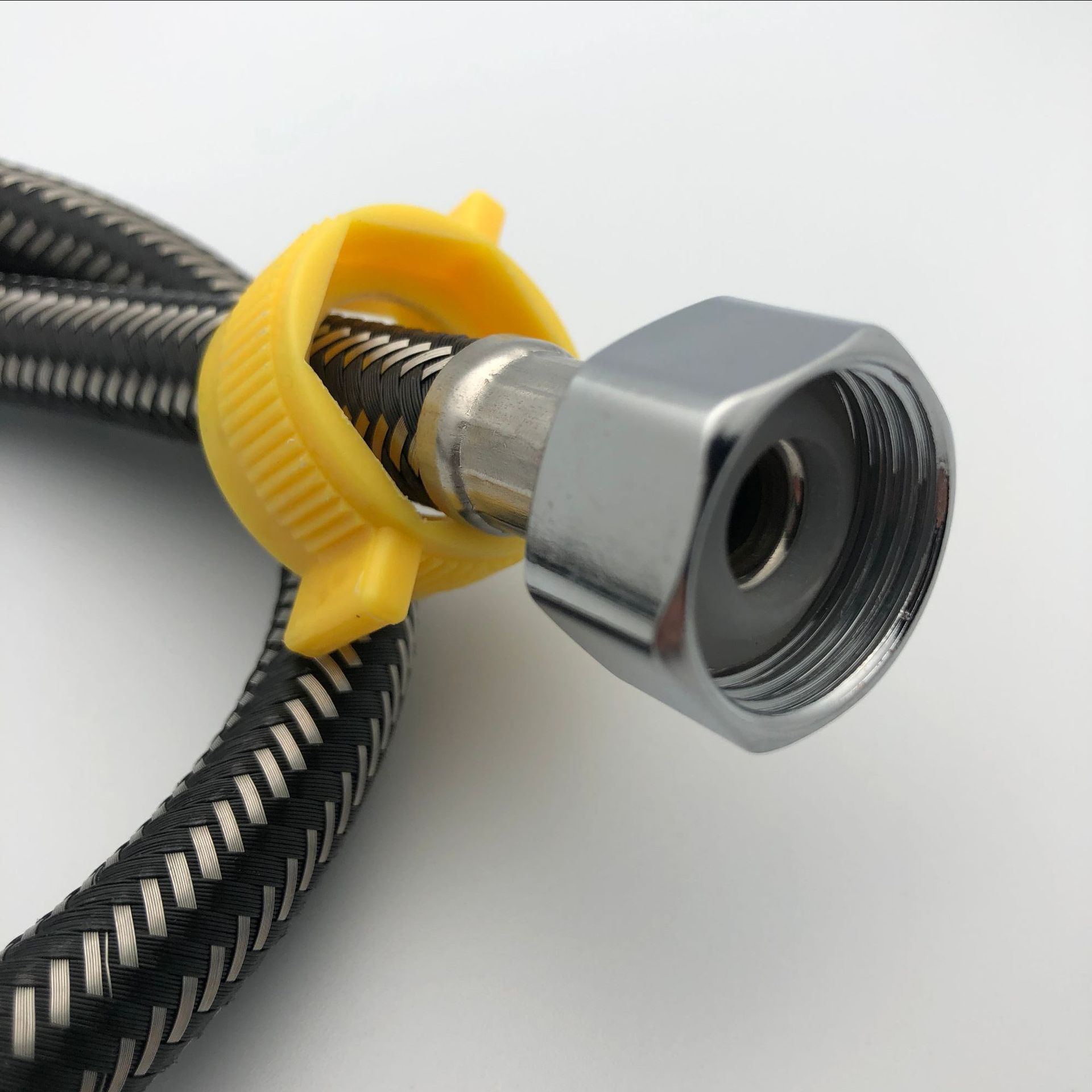 Alambre de nylon mezclado tubo de acero tejido tubo de alta presión tubo de entrada del inodoro ALAMBRE NEGRO calentador de agua tejido tubo de entrada manguera tejida