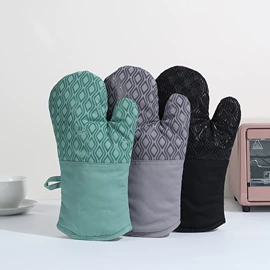 防烫手套;围裙、袖套;餐垫、杯垫
