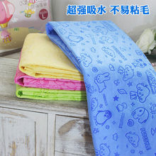 宠物吸水毛巾新款陶瓷纤维浴巾速干宠物湿毛巾一件厂家代发跨境
