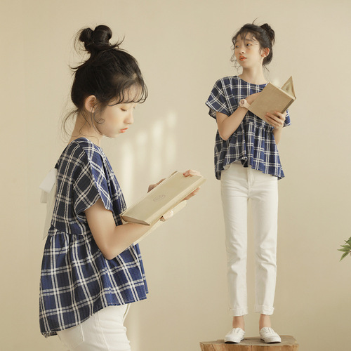 2024 New Middle-Size Girls' Cotton Plaid Doll Shirt, Japanese and Korean Style Short Sleeve Thin and Soft Girls' Top, Summer High-Quality Children's Clothing