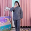 Women's gray zipper