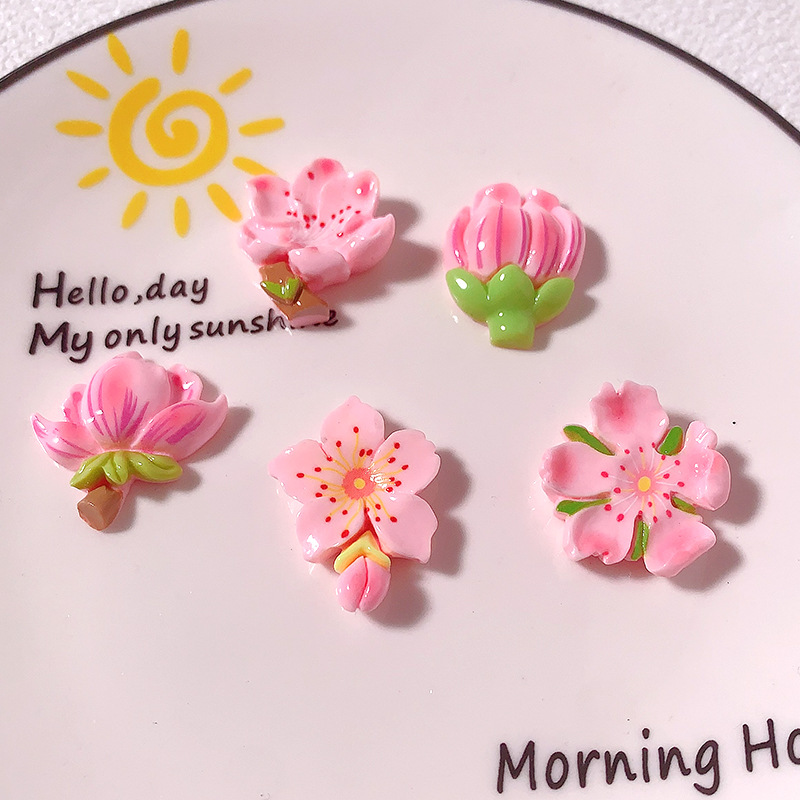 Nuevos accesorios de resina de bricolaje de flor de durazno rosa de dibujos animados, pegamento de crema, carcasa para teléfono móvil, accesorios para el cabello, zapatos, colgantes de hebilla, materiales hechos a mano