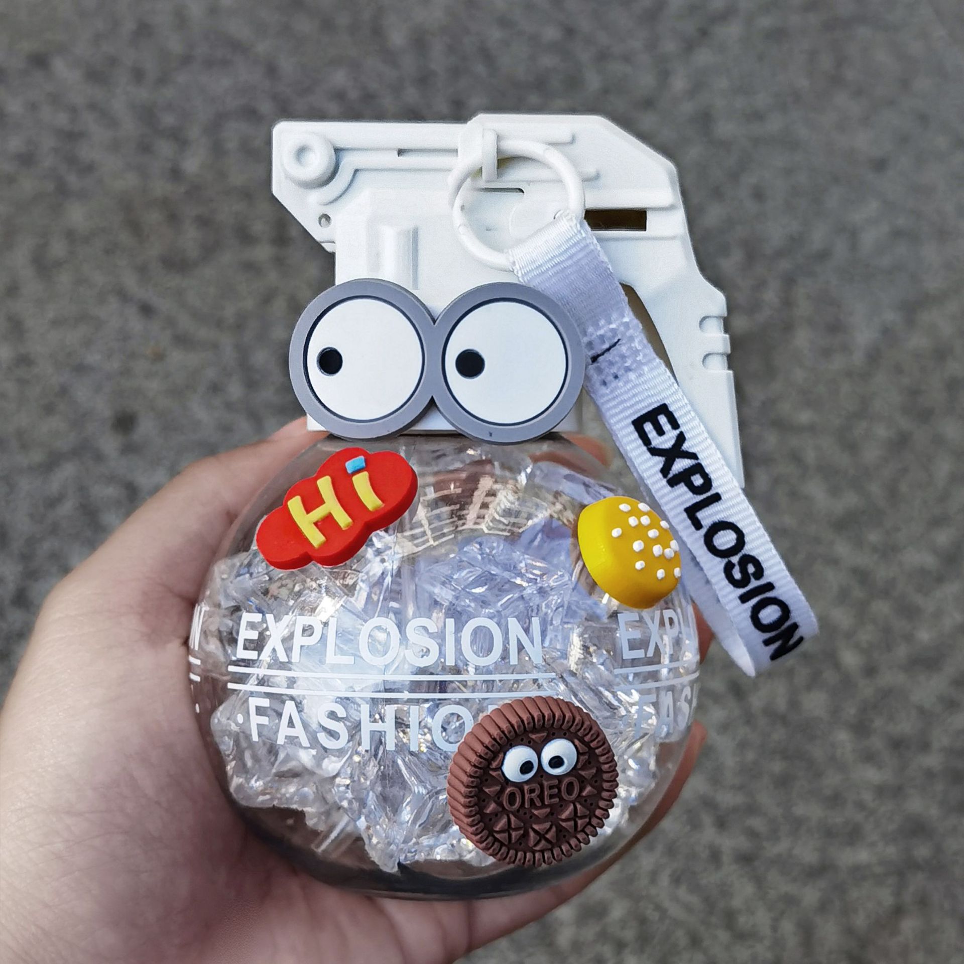 Juguetes de agua de verano Kapibara pistolas de agua juguetes de dibujos animados de arena prensada de agua al aire libre juguetes de guerra de agua transfronterizos