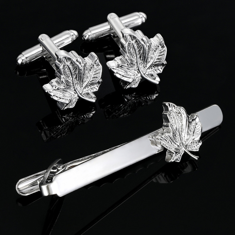 European and American Fashion Silver Maple Leaf Cufflinks Men's Business French Style Shirt Sleeve Nail Tie Clip Set Accessories Gift Boxes