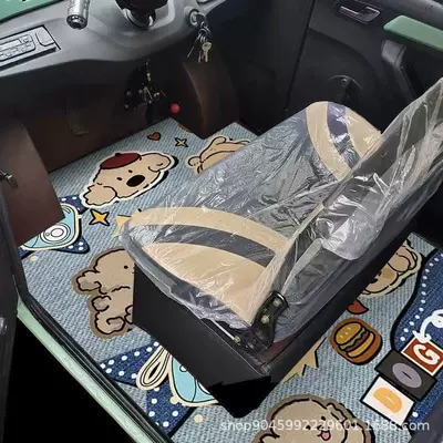 Mats, Universal Four-Wheel Vehicle Crystal – Universal Foot Pad - hamburger-hat-puppy-100140cm-cut-by-yourself