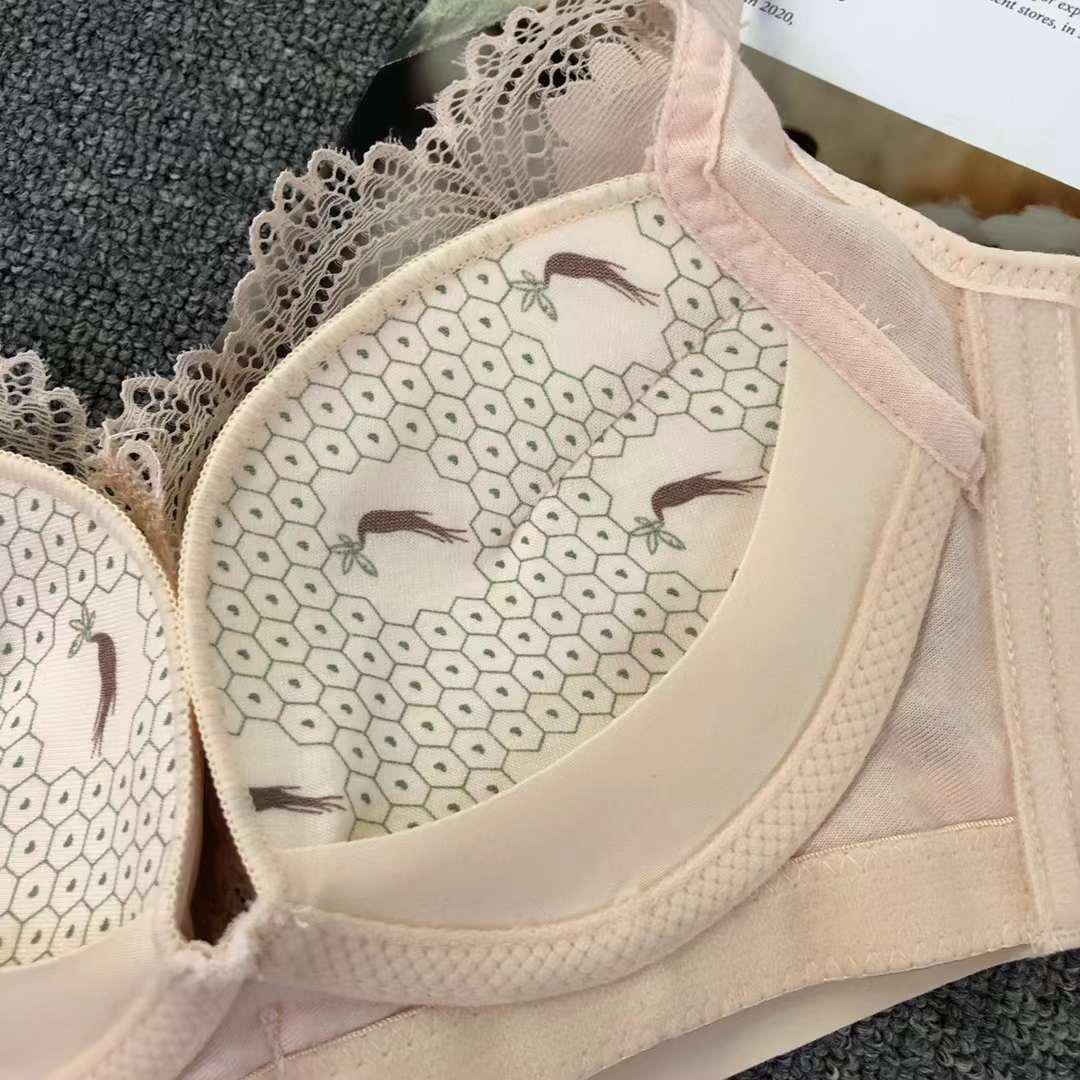 Nuevo sujetador sin anillo de acero de moda de encaje jacquard transpirable y cómodo, ropa interior de alta calidad, delgada y gruesa de cuatro botones para mujeres