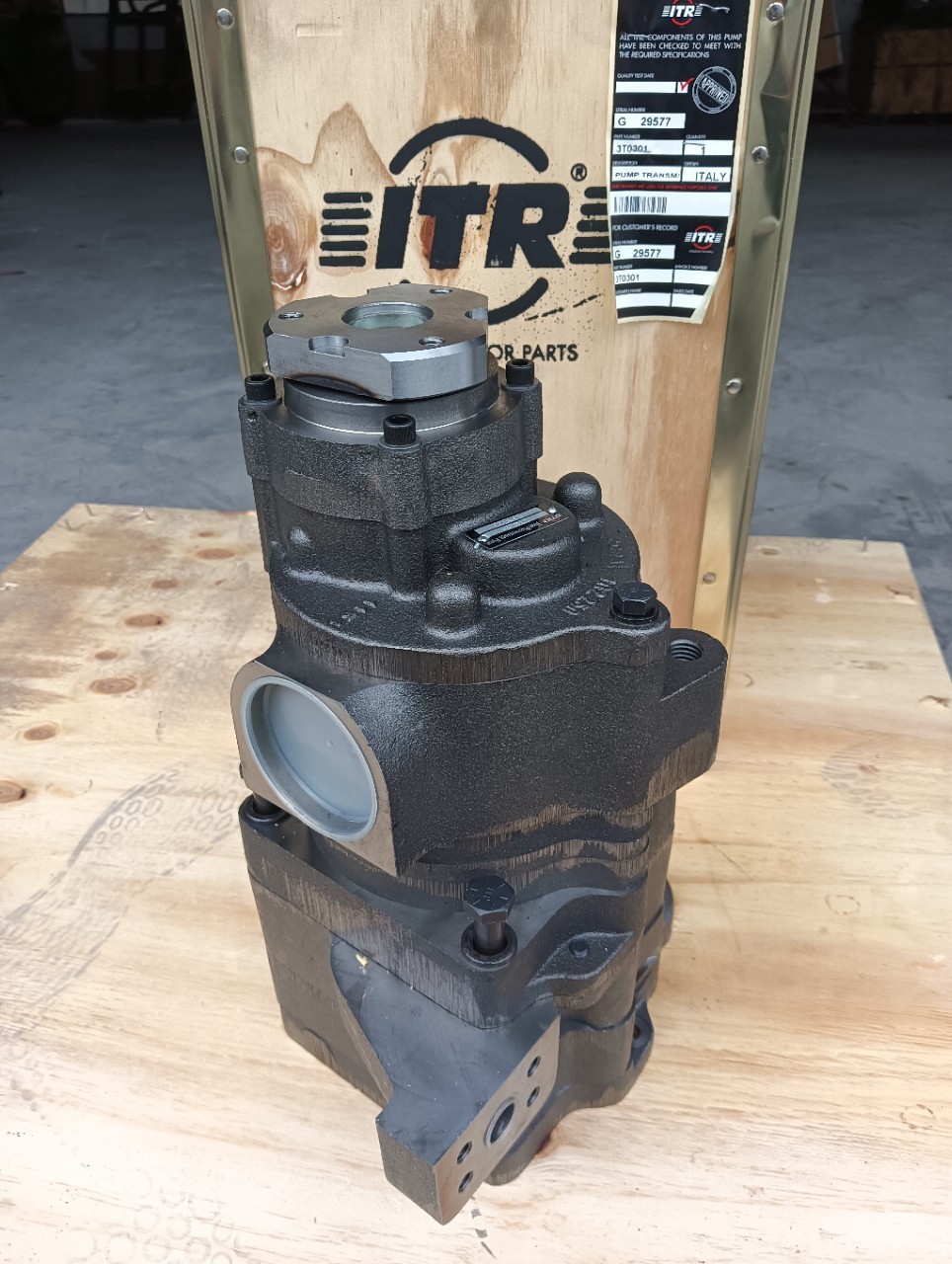 卡特D10N-D8L推土机齿轮泵总成-3T0301五联泵-动力泵-传动泵