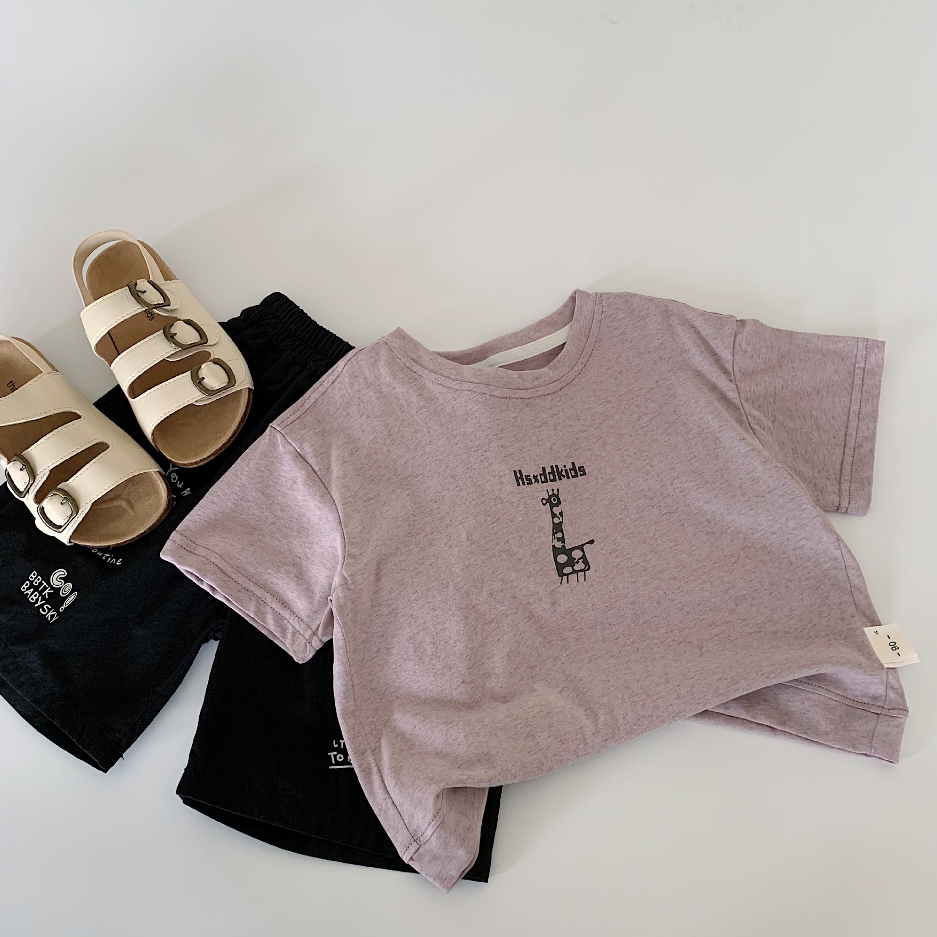 Camiseta para niños Maibao 2025 verano nuevo estilo coreano niños y niñas dibujos animados suéter de manga corta bebé verano al por mayor a