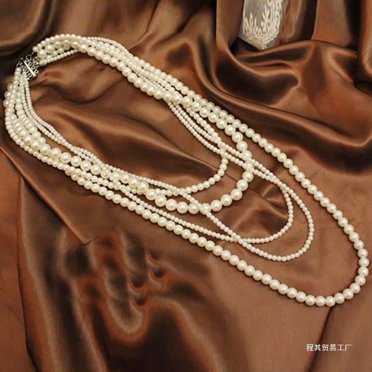 批发新品百搭多层长款珍珠项链四叶草毛衣链韩版配饰服装挂件春夏