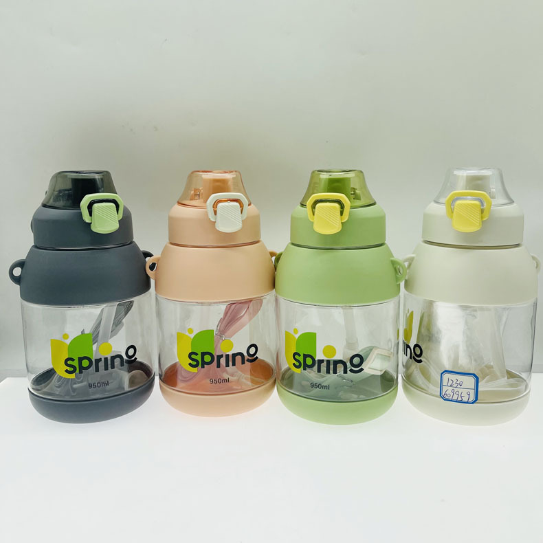 Chengfeng deportes al aire libre taza de agua con paja de plástico 900ml capacidad de gran capacidad deportes taza de agua portátil taza de paja