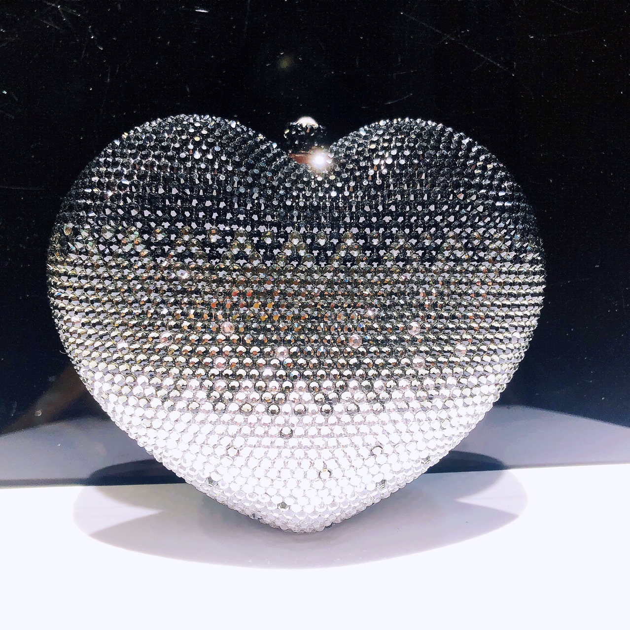 Túi clutch nữ đính đá hình trái tim gradient pha lê — Đỏ hoa hồng chuyển dần