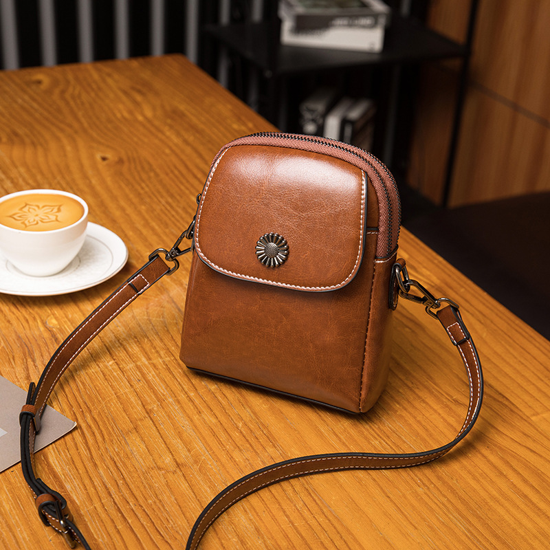 국경을 넘는 신상품 다층 동전 지갑 오일왁스 가죽 휴대폰 크로스백 다용도 인기 대용량 숄더백