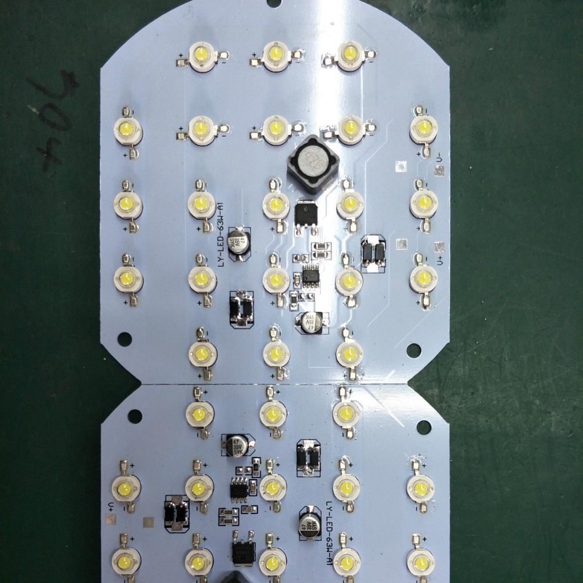 厂家直销：高亮度圆形63W工作灯PCB线路板 LED铝基板驱动板