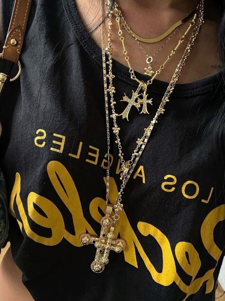 Casual, Daily Occasion Vintage Style Cross Copper Alloy Lobster Trigger Clasp Closure Pendant Necklaces Wholesale