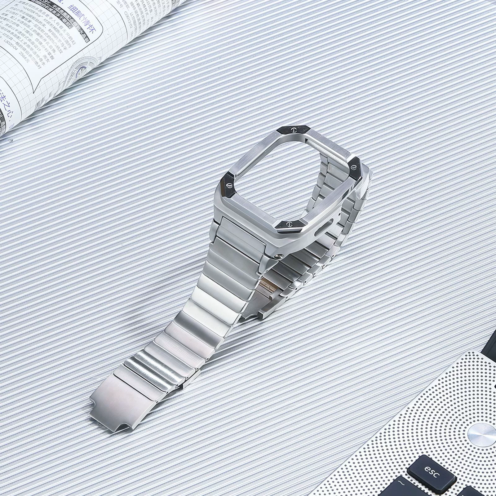 Apple Watch, модифицированный металлический корпус, 45 мм