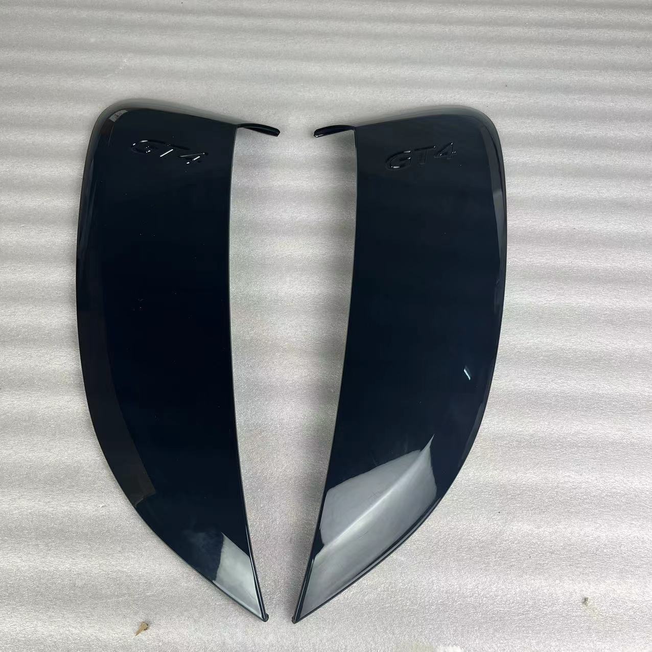 Suitable for Porsche 718 carbon fiber rear leaf air outlet 982 bright black GT4 air outlet CayMan side air outlet