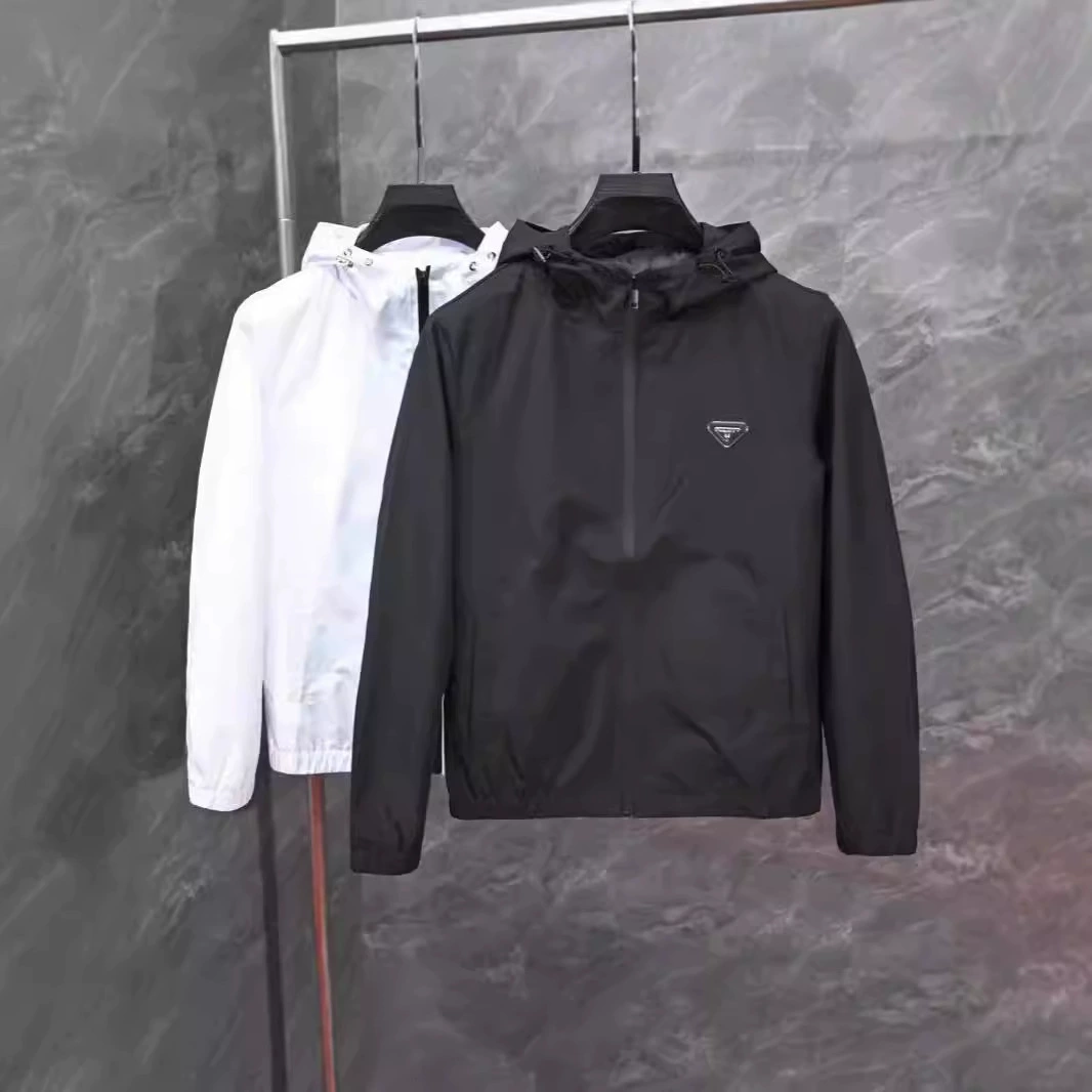 Европейские легкие и роскошные модные простые мужские куртки с капюшоном 2024 весна и осень новая модная мужская поп-куртка