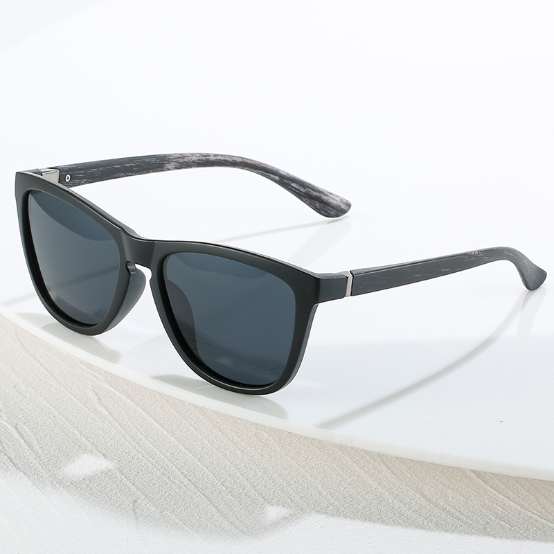 Nuevo comercio exterior de Oriente Medio hombres de gran marco polarizado gafas de sol transfronterizo Deportes gafas de sol de conducción suministro directo de fábrica