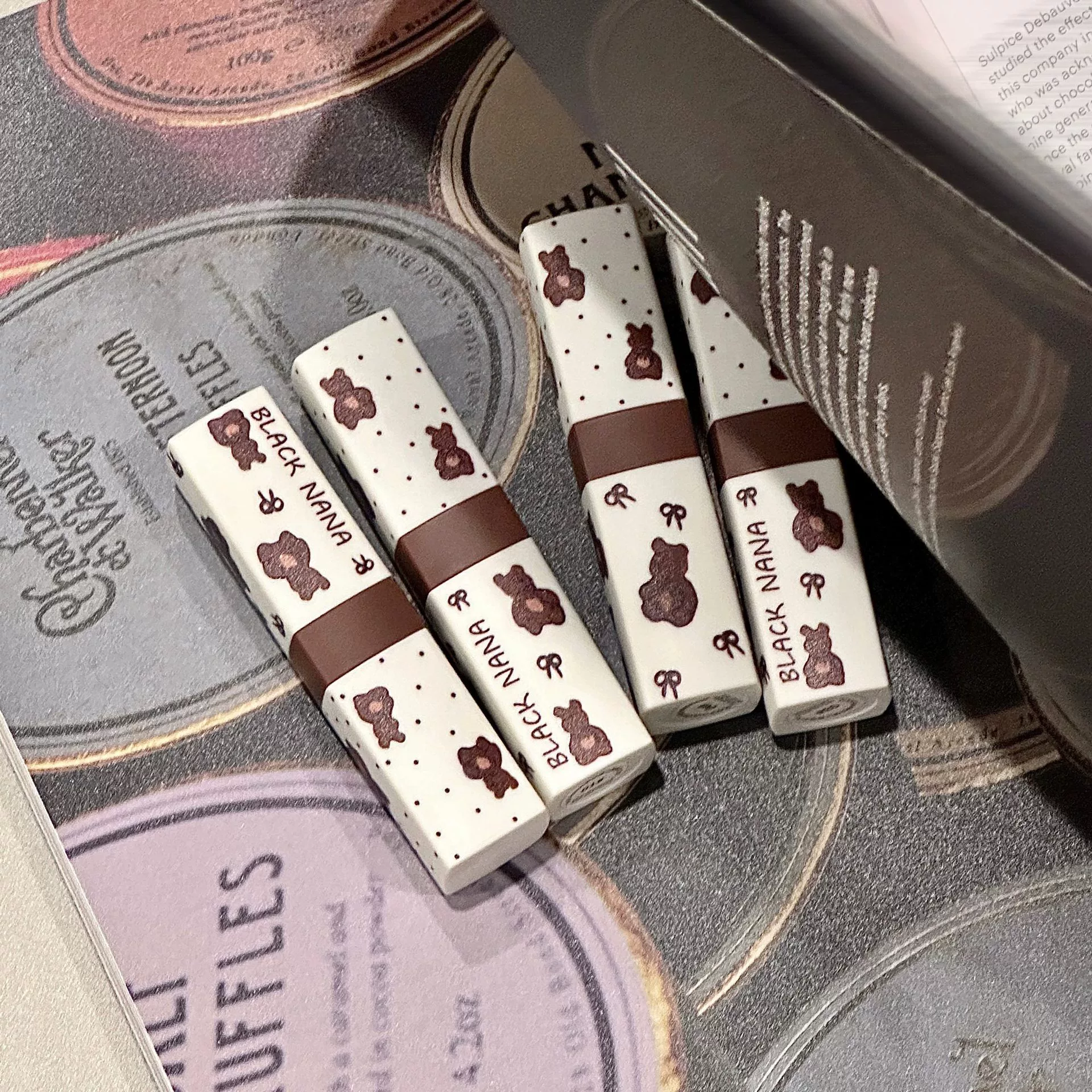 Cute lipstick, lip gloss, with little bears