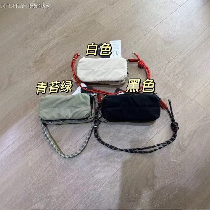 Lin Tong Style Water Bottle Crossbody Bag Niche Design Ins Style Commuter Large Capacity Trendy Outdoor Bag Lin Tong Style Water Bottle Crossbody Bag Niche Design Ins Style Commuter Large Capacity Trendy Outdoor Bag