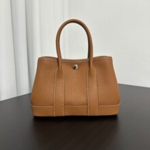 ����ƴ�����㻨�@����Ů�ٴ����ذ�2025�¿�Іμ�б���