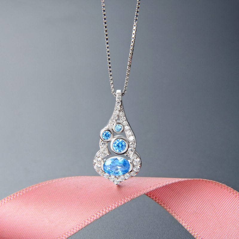 Collar de diamantes de plata esterlina 925 mujeres lujo ligero estilo nicho temperamento de alta sensación colgante de piedra de diamante cadena clavícula