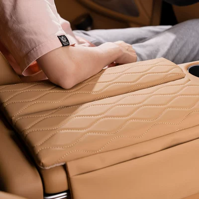 Dreamer Free Modified Armrest: Armrest box pad