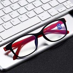 高精細ブルーライト老眼鏡熱モデル弾性漆老人鏡男女防ブルーライト超軽量快適老眼鏡